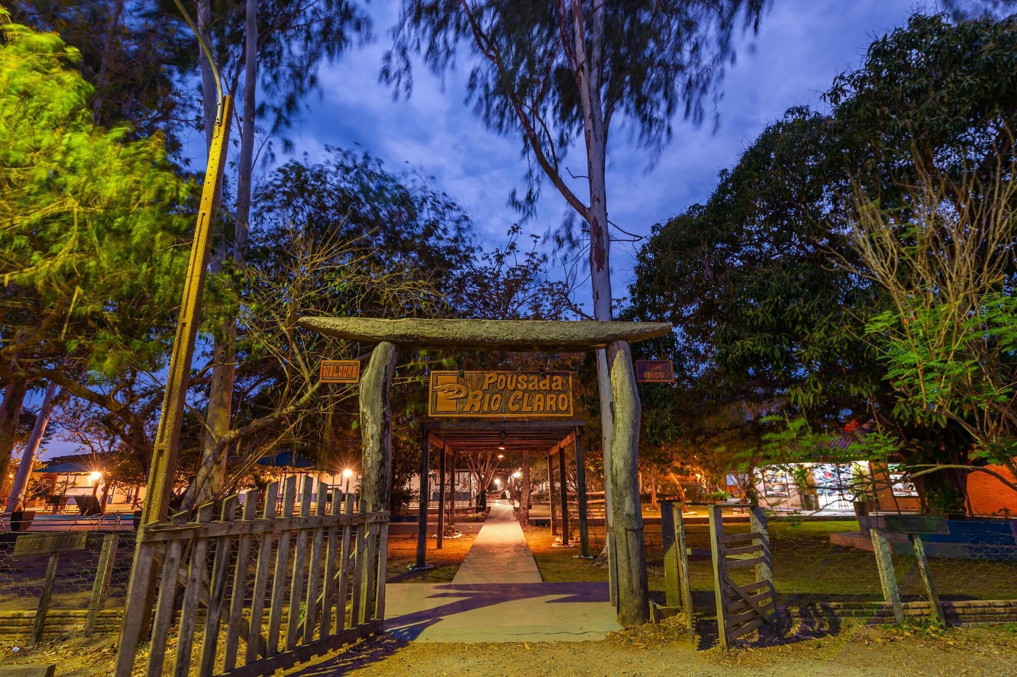 Poconé Pousada Rio Claro מראה חיצוני תמונה